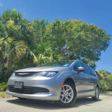 2017 Chrysler Pacifica LX