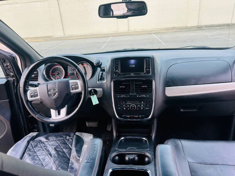 2017 Dodge Grand Caravan GT