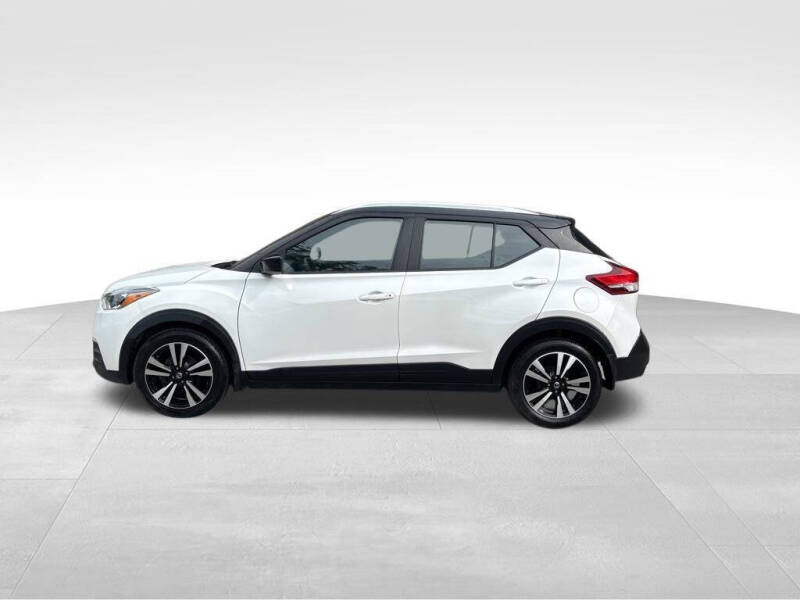 Used 2019 Nissan Kicks SV with VIN 3N1CP5CU7KL561812 for sale in Maysville, KY