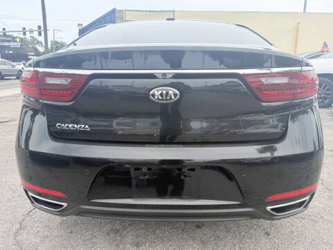 2017 Kia Cadenza Limited