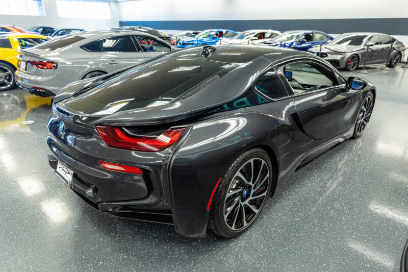 2015 BMW i8