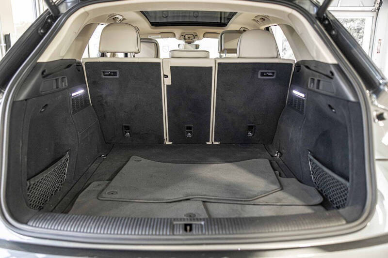 2024 Audi Q5 quattro S line Prem Plus 45 TFSI