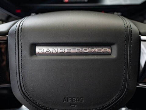 2025 Land Rover Range Rover P400 SE