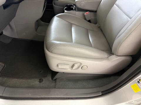 2020 Toyota Sienna XLE Premium 8-Passenger