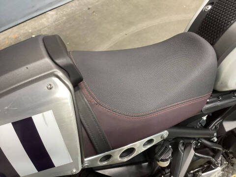 2016 Yamaha XSR900™