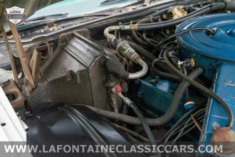 1976 Ford Thunderbird