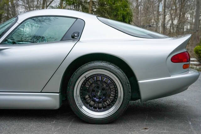 1998 Dodge Viper GTS