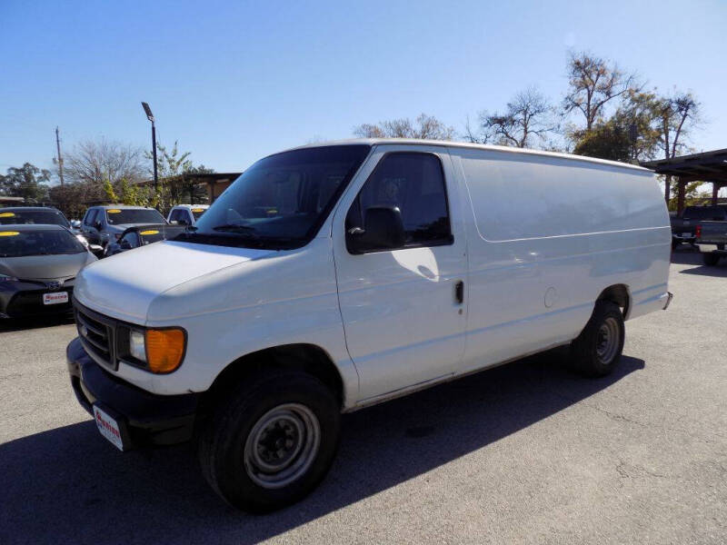 2005 Ford E-Series E-250