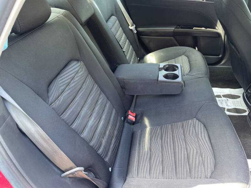 2016 Ford Fusion SE