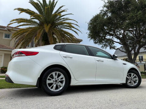 2016 Kia Optima LX