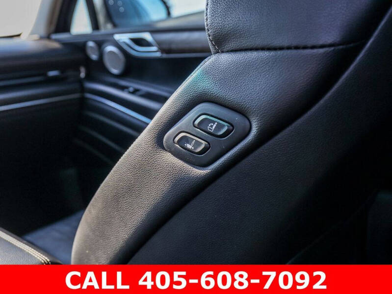 2023 Genesis GV80 2.5T