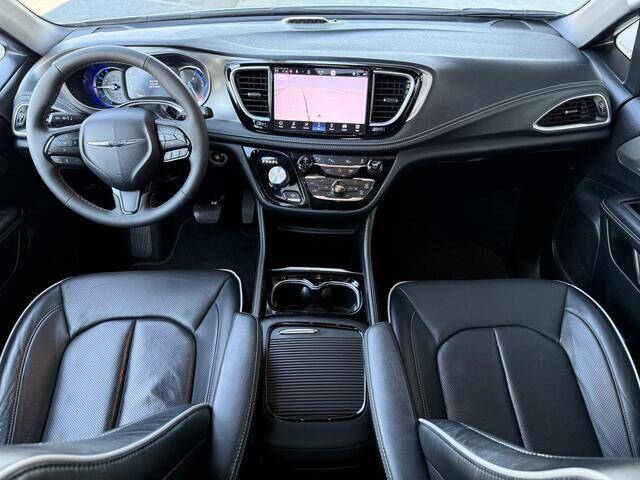 2023 Chrysler Pacifica Plug-In Hybrid Limited