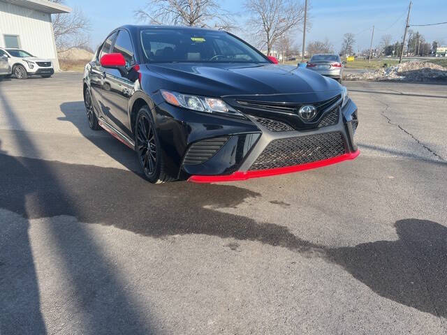 2020 Toyota Camry SE Nightshade