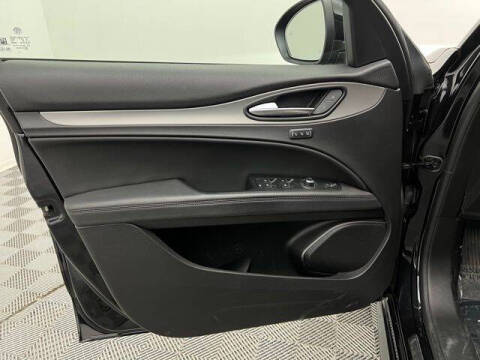 2023 Alfa Romeo Stelvio Veloce