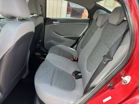 2017 Hyundai Accent SE