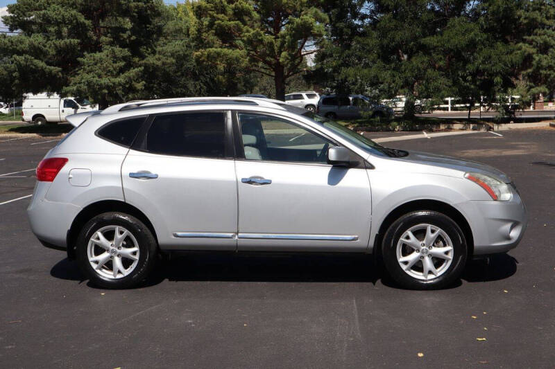 2011 Nissan Rogue SV