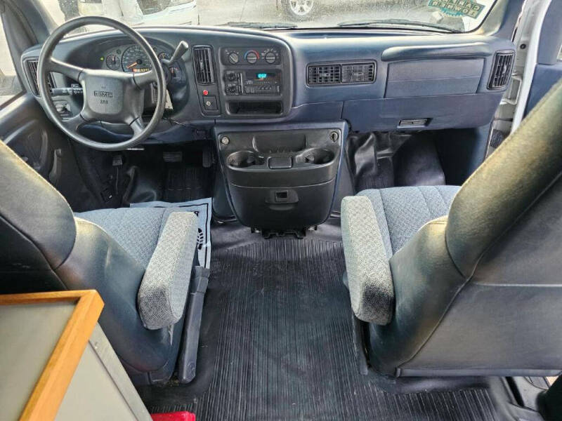 2000 GMC Savana G3500