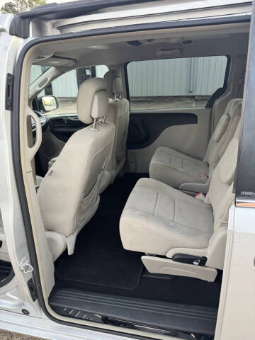 2012 Chrysler Town and Country Touring