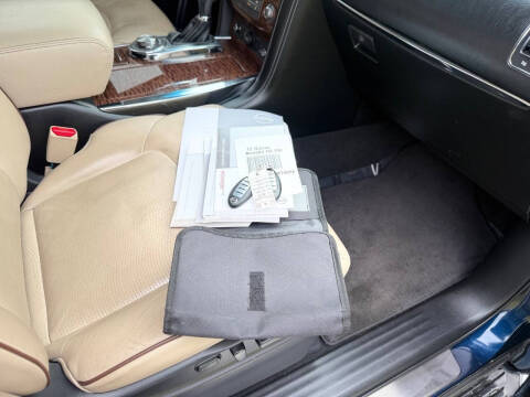 2017 Nissan Armada Platinum