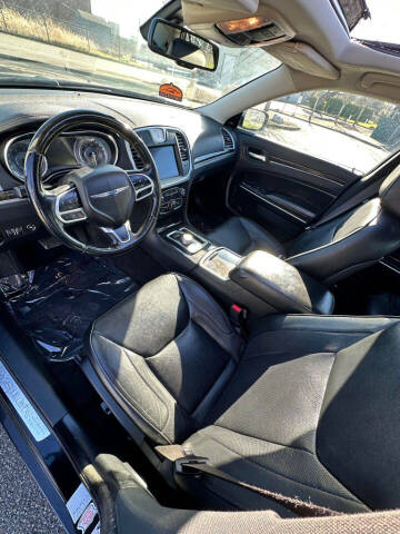 2018 Chrysler 300 Limited