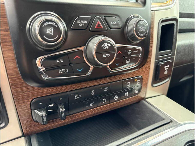 2017 RAM 2500 Laramie