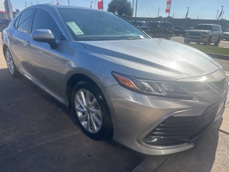 2024 Toyota Camry LE