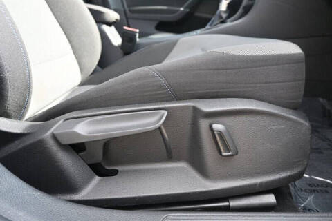 2016 Volkswagen e-Golf SE