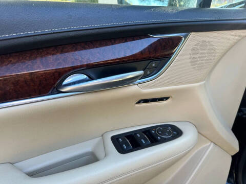 2019 Cadillac XT5 Premium Luxury