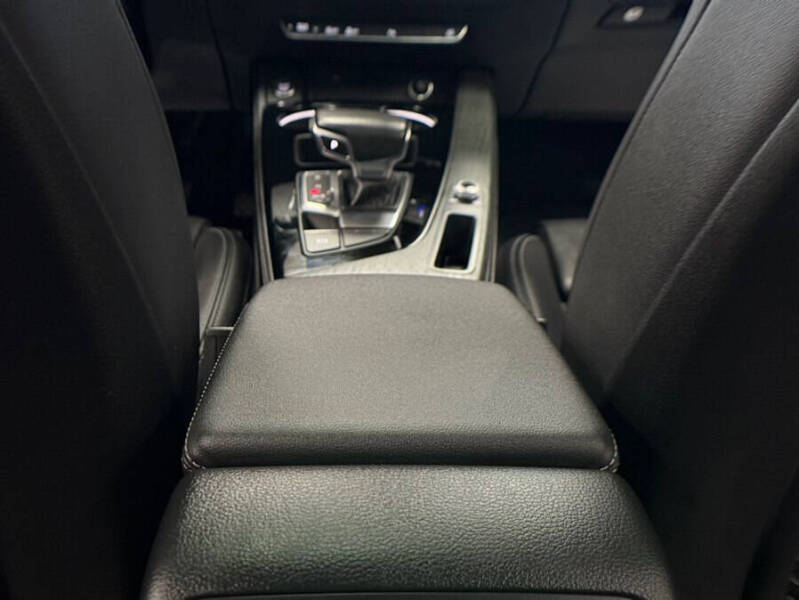 2024 Audi A4 quattro S line Prem Plus 45 TFSI