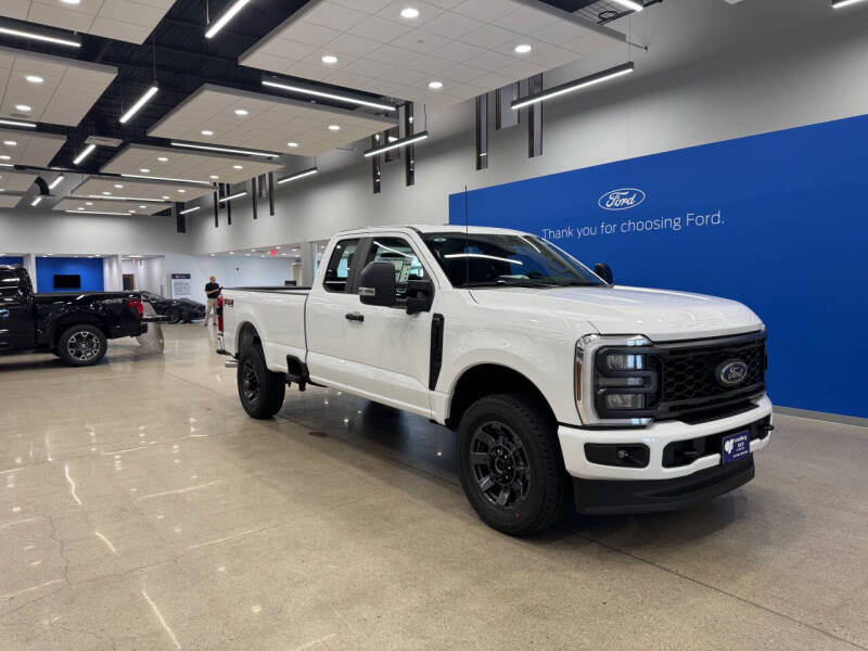 2025 Ford F-350 Super Duty XL