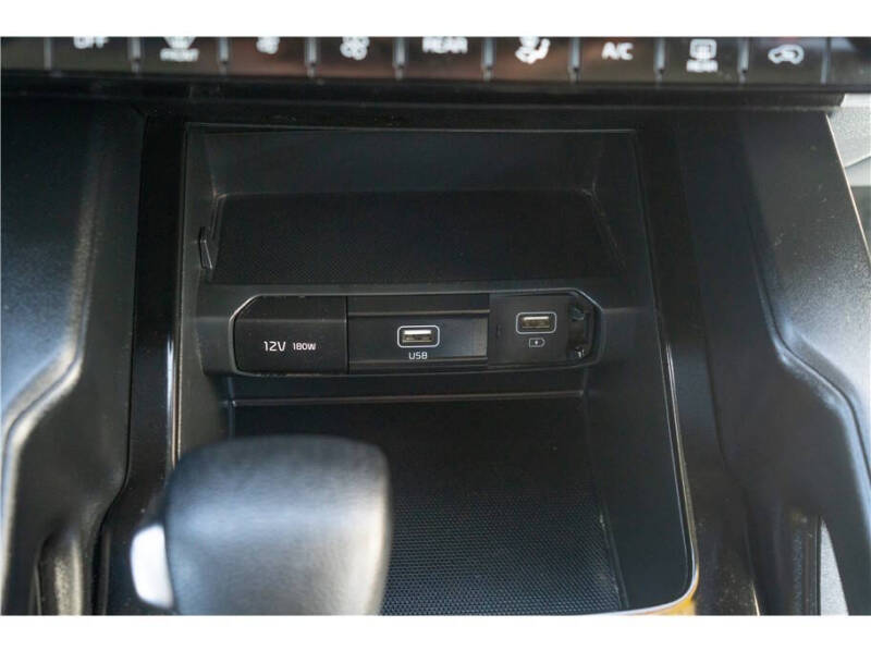 2022 Kia Telluride LX