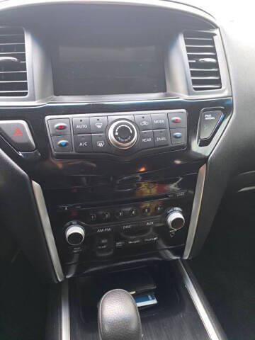 2015 Nissan Pathfinder Platinum