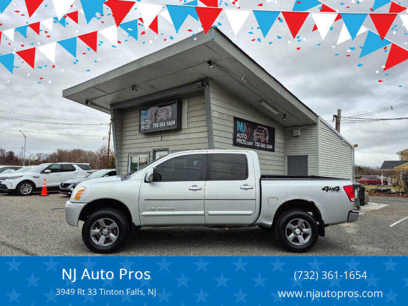 2005 Nissan Titan SE's photo