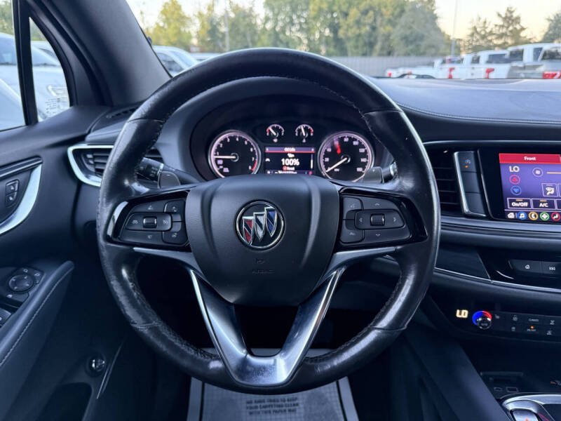 2022 Buick Enclave Essence