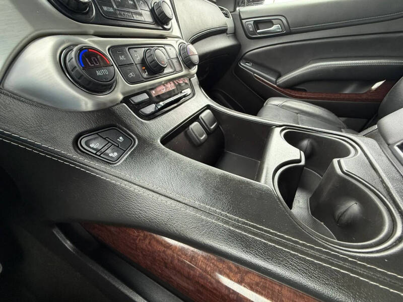 2017 GMC Yukon SLT