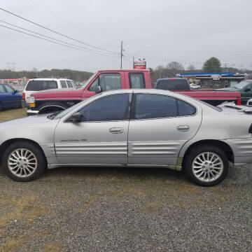 1999 Pontiac Grand Am for sale at CAR-MART AUTO SALES in Maryville TN