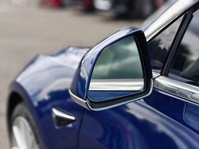 2019 Tesla Model 3 Performance