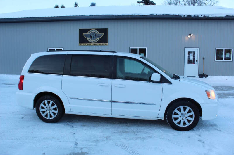 2014 Chrysler Town and Country Touring
