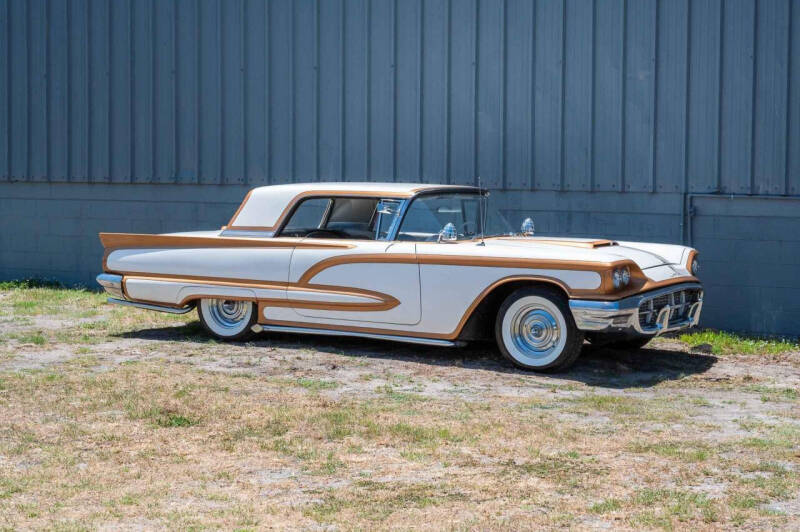 1960 Ford Thunderbird