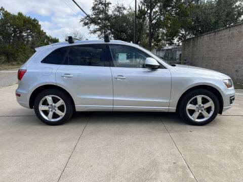 2011 Audi Q5 2.0T quattro Premium Plus
