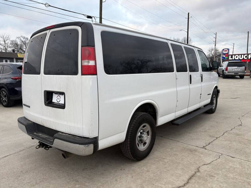 2017 Chevrolet Express LT 3500