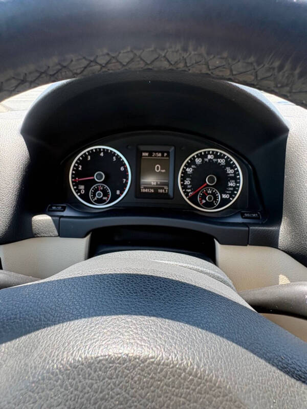 2015 Volkswagen Tiguan S