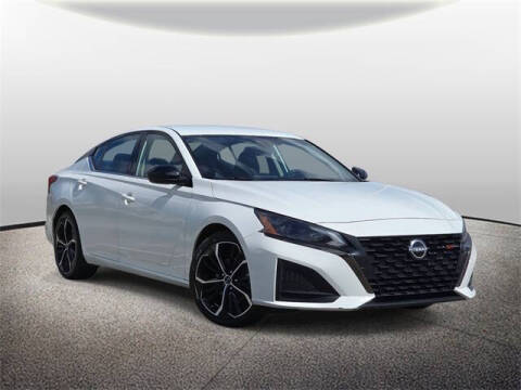 2023 Nissan Altima for sale at Auto Center of Columbus in Columbus OH