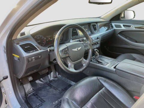 2015 Hyundai Genesis