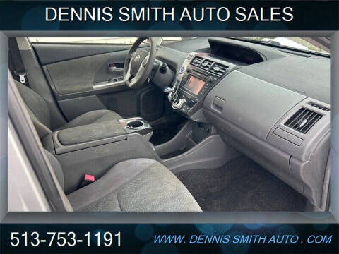 2014 Toyota Prius v Two