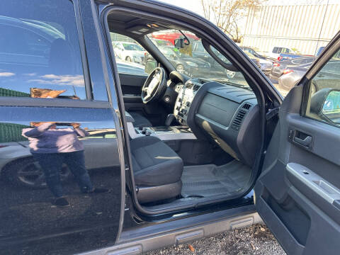 2009 Ford Escape XLT