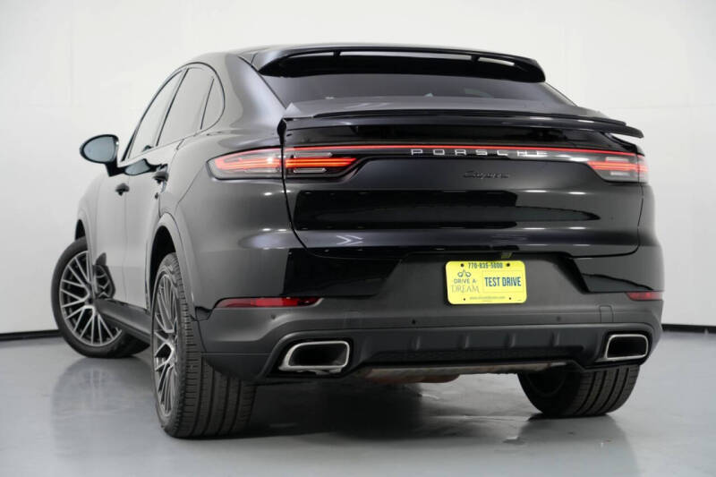 2022 Porsche Cayenne Coupe Platinum Edition