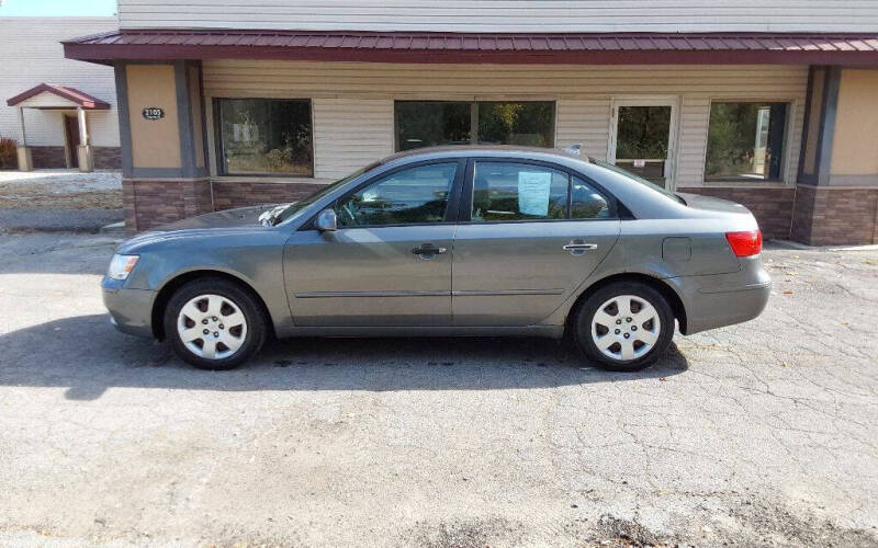 2010 Hyundai Sonata GLS's photo