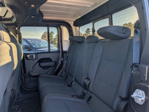 2025 Jeep Gladiator Sport S