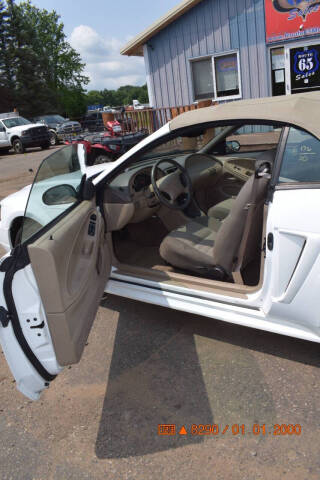2000 Ford Mustang